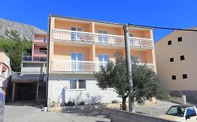 Apartments With A Parking Space Stanici, Omis - 2818